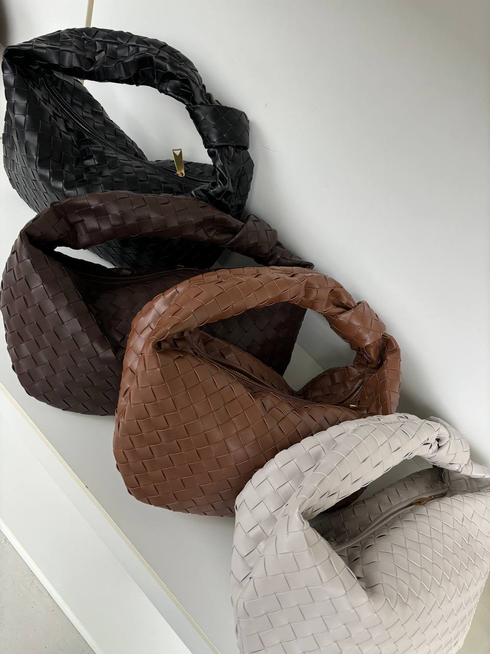 Odinė rankinė,,medium”