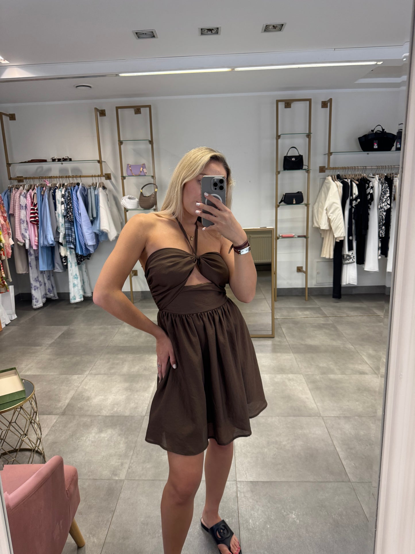 Trumpa vasariška suknelė