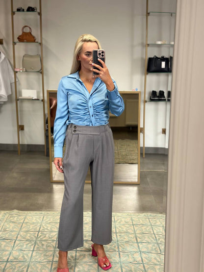 Trumpinto modelio kelnės