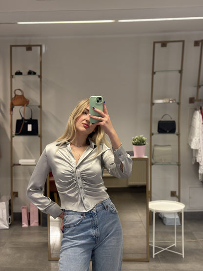 Marškiniai su paraukimais