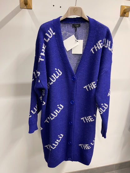 Susegamas kardiganas su užrašu